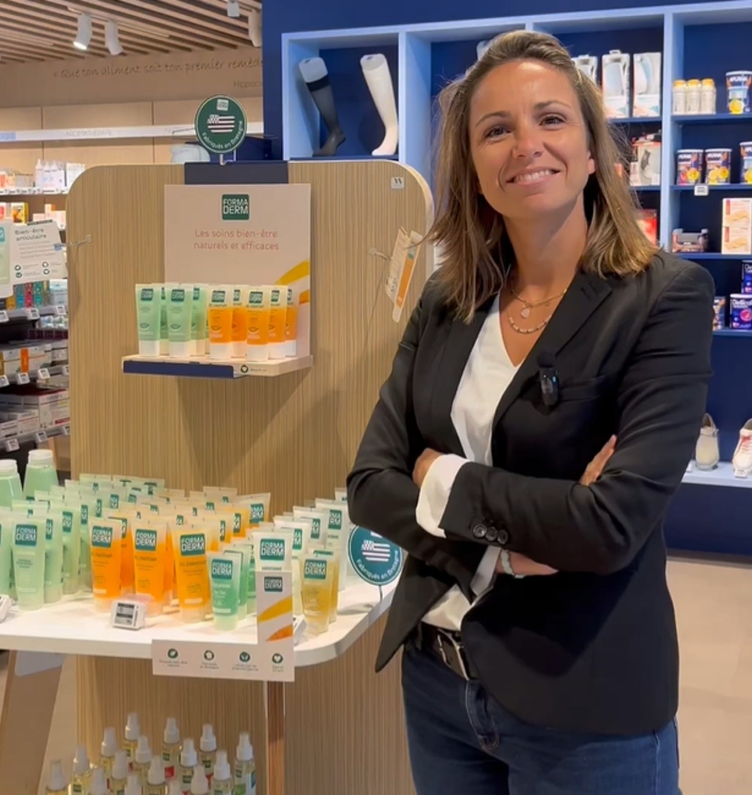 Charger la vidéo: Découvrez le témoignage d&#39;Anne-Gaëlle, Pharmacienne Titulaire à Lanmeur.